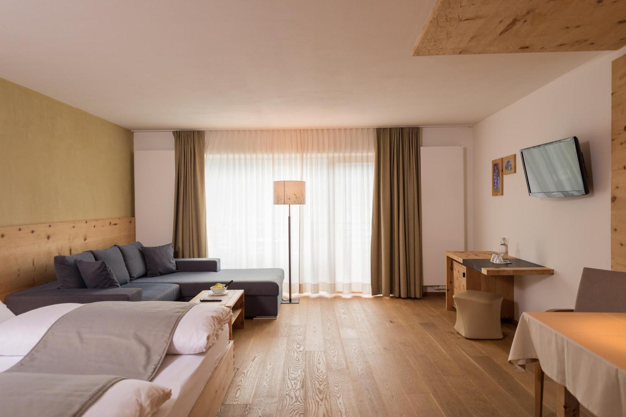 Naturhotel Leitlhof San Candido Kültér fotó